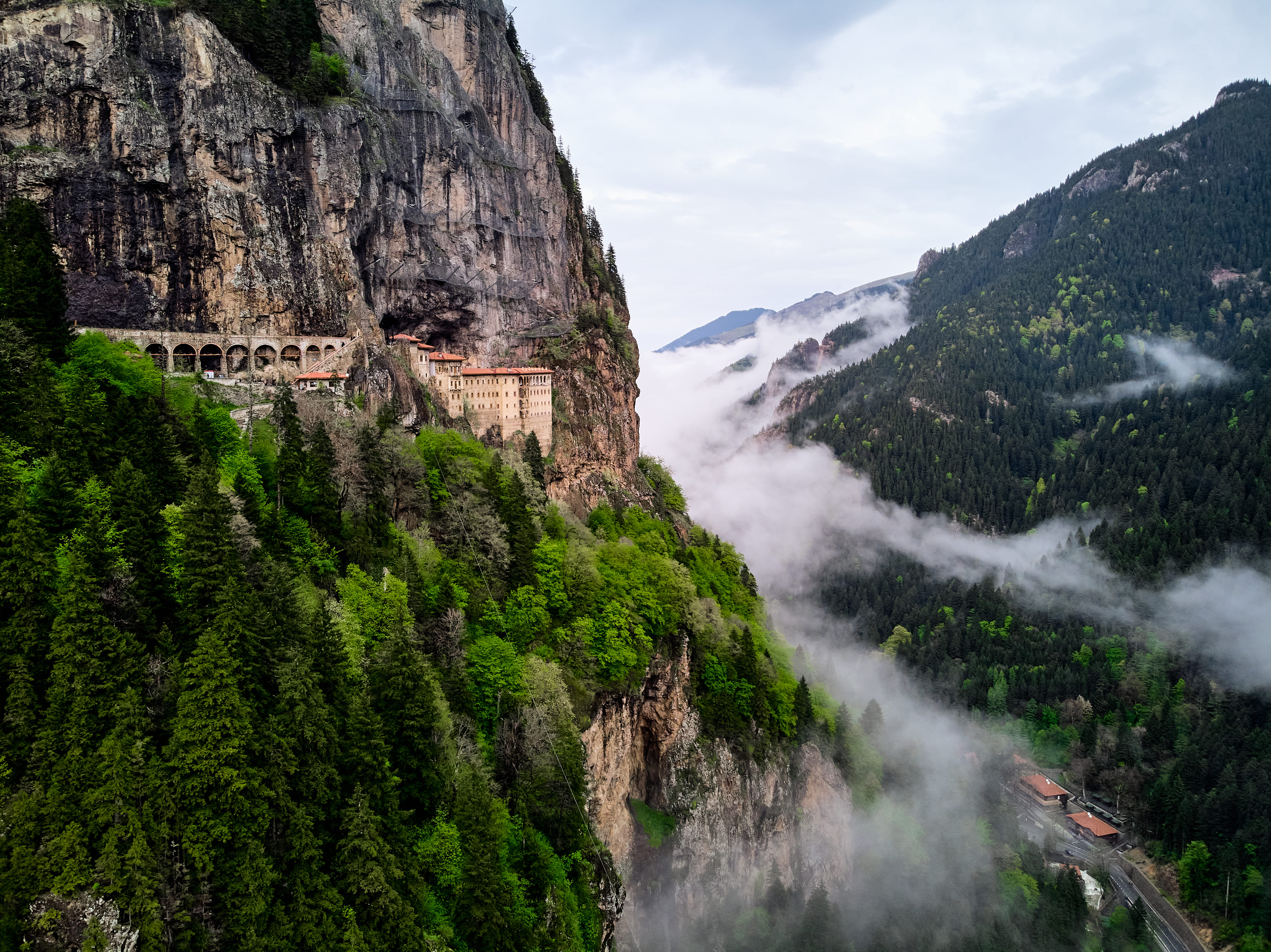 Cruise_zhara_astoria_may25_itog_Astor (3)_Монтажная область 1 копия 17 copy 2.png