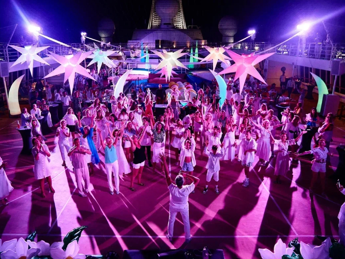 Cruise_zhara_astoria_may25_itog_Astor (3)_Монтажная область 1 копия 17 copy 2.png