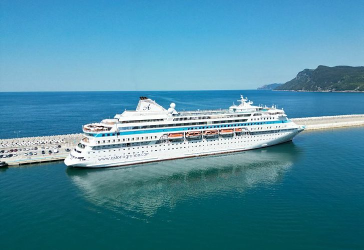 Доступно раннее бронирование: «Аквилон» объявляет старт продаж круизов на лайнере Astoria Grande в сезоне 2024