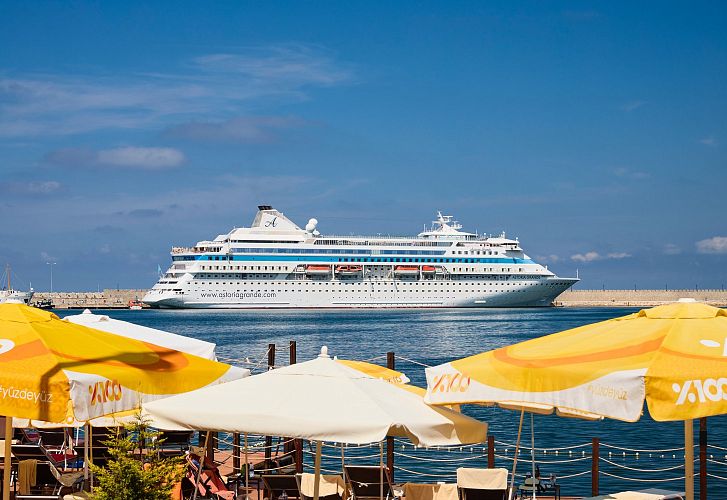 Все включено: море, отдых и новые впечатления на круизном лайнере Astoria Grande